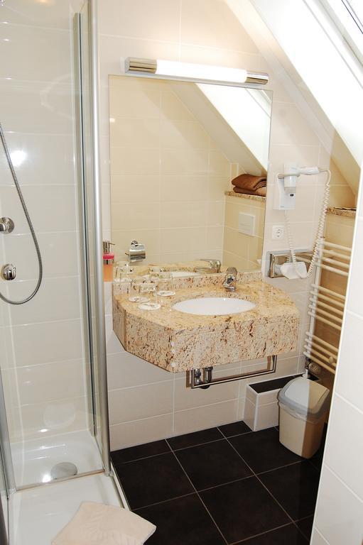 Land-Gut-Hotel Allerhof Frankenfeld Экстерьер фото