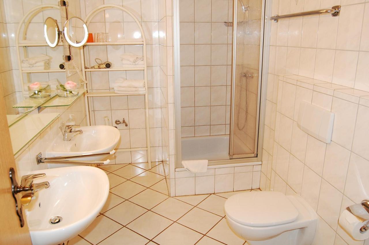 Land-Gut-Hotel Allerhof Frankenfeld Экстерьер фото